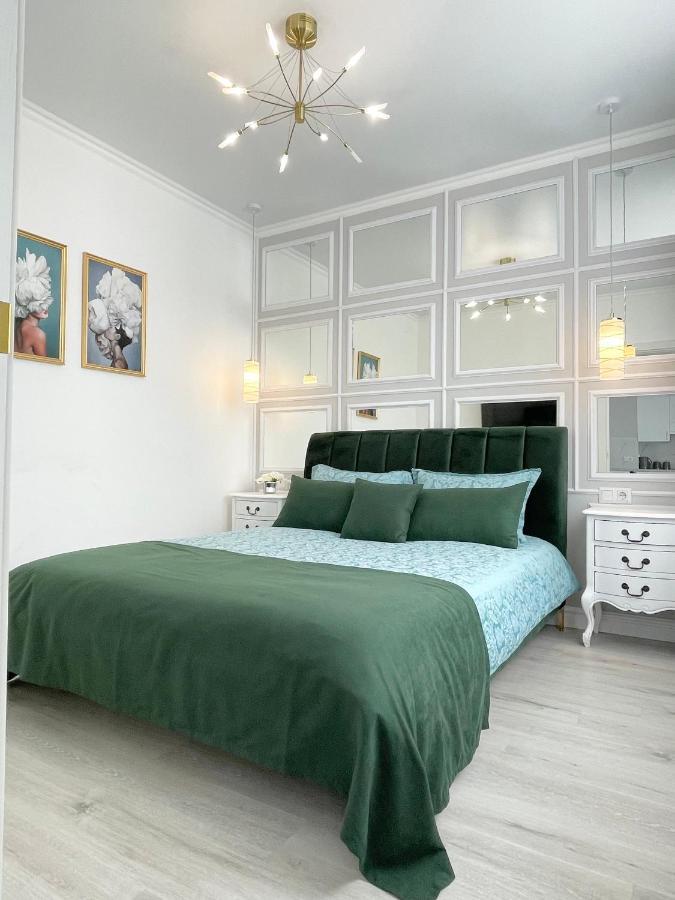 Luxury Emerald شقة إربين